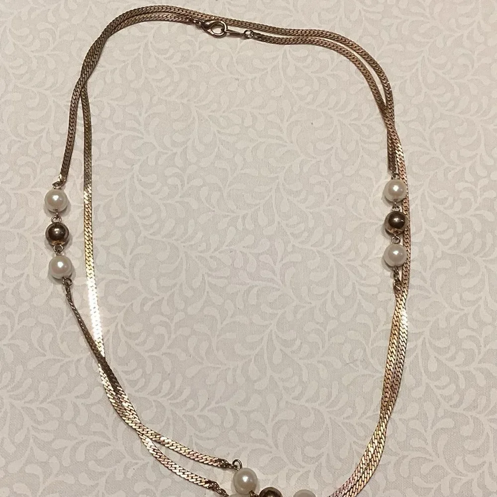 Goldtone Herringbone Chain with Faus Pearls Necklace